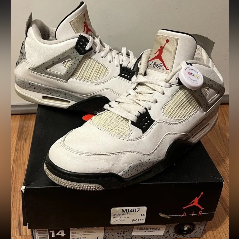 AUTHENTICATED 2016 Jordan‎ 4 White Cement Grey Size 14